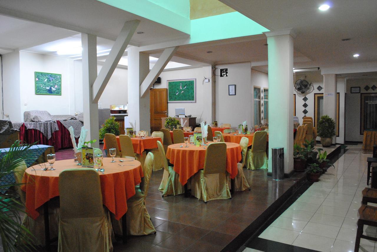 Hotel Wisata Baru Серанг Экстерьер фото